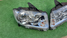Laden Sie das Bild in den Galerie-Viewer, Frontscheinwerfer Jeep Grand Cherokee 55079408AJ 55079409AJ Ein Satz Headlight SCH9042860450eb