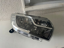 Laden Sie das Bild in den Galerie-Viewer, Frontscheinwerfer Dacia Logan Sandero II 260108435R LED Rechts Headlight