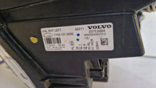 Load image into Gallery viewer, Frontscheinwerfer Volvo 23752664 Links Scheinwerfer Headlight SCH8370136129sx