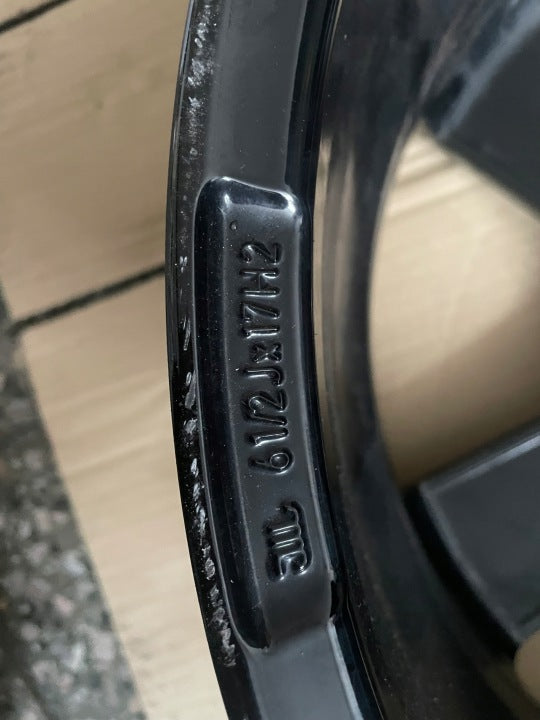 1x Alufelge 17 Zoll 6.5" 5x112 46ET KBA53528 Audi Rim Wheel FEL7107003988ta