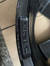 Laden Sie das Bild in den Galerie-Viewer, 1x Alufelge 17 Zoll 6.5" 5x112 46ET KBA53528 Audi Rim Wheel FEL7107003988ta