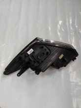 Laden Sie das Bild in den Galerie-Viewer, Frontscheinwerfer Hyundai Santa III Fe 2W92R-DM001 Xenon Rechts Headlight SCH3827561613ew