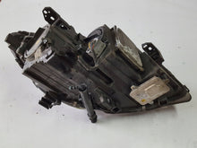 Laden Sie das Bild in den Galerie-Viewer, Frontscheinwerfer Mercedes-Benz Cla A1178205861 LE11A6271 Xenon Links Headlight SCH6140663533qc