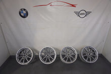 Load image into Gallery viewer, 1x Alufelge 17 Zoll 7.5" 5x112 27ET Glanz Silber 6868217 BMW G11 G12 Rim Wheel FEL5280131168qc