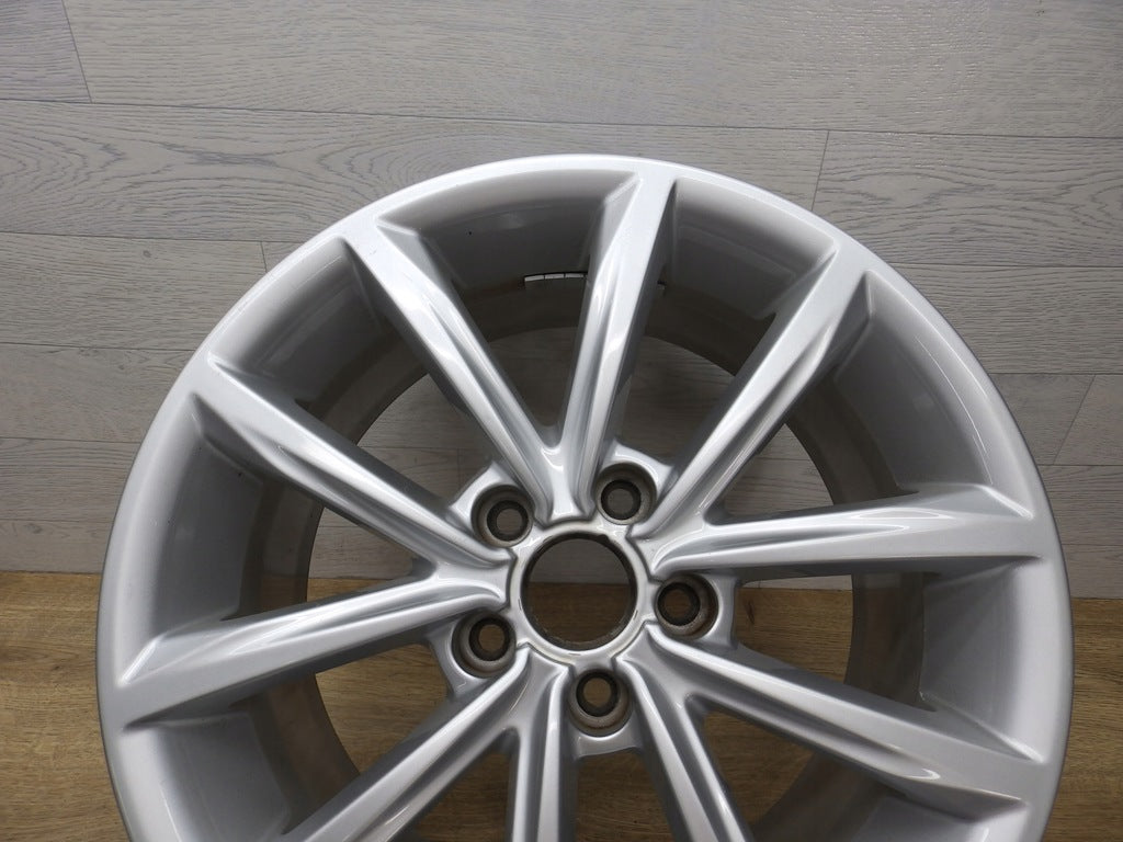 1x Alufelge 17 Zoll 8.5" 5x112 50ET Glanz Silber 8J0601025 Audi Tt Rim Wheel FEL1681584009gv