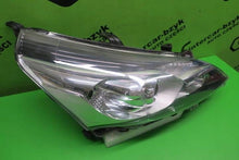 Load image into Gallery viewer, Frontscheinwerfer Toyota Verso 81110-0F161-00 Rechts Scheinwerfer Headlight SCH2140916440rx