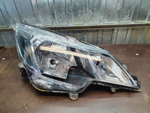 Laden Sie das Bild in den Galerie-Viewer, Frontscheinwerfer Mitsubishi Space Star Rechts Scheinwerfer Headlight