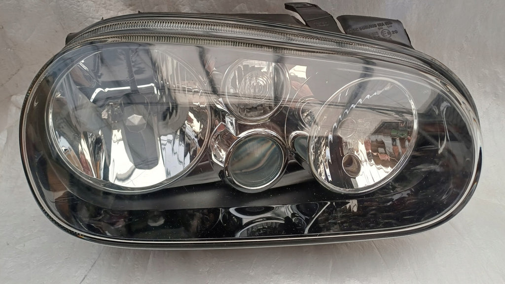 Frontscheinwerfer VW Golf 1J1941015N Ein Stück (Rechts oder Links) Headlight SCH2624041248ps