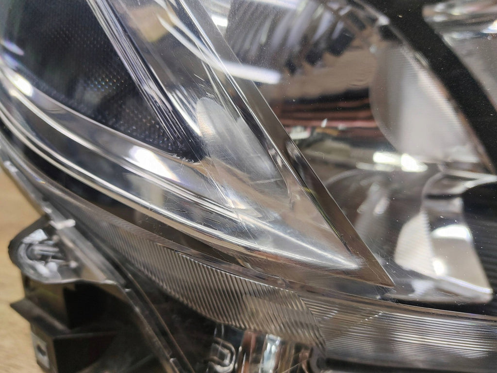 Frontscheinwerfer Mitsubishi Space Star 8301D446 Rechts Scheinwerfer Headlight