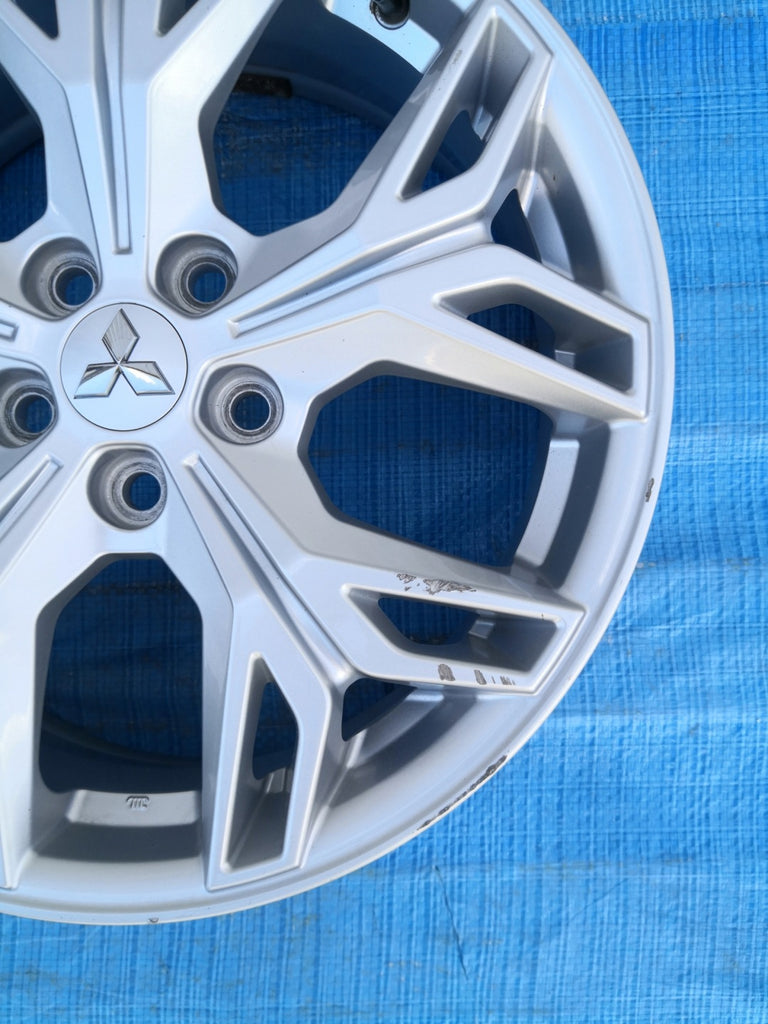 1x Alufelge 18 Zoll 7.0" 5x114.3 38ET MZ315060 Mercedes-Benz Outlander Rim Wheel FEL5305282528gc