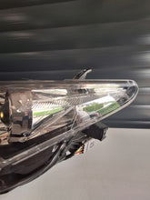 Laden Sie das Bild in den Galerie-Viewer, Frontscheinwerfer Toyota Auris 81150-02E21 89907727 LED Links Headlight SCH1280994475of
