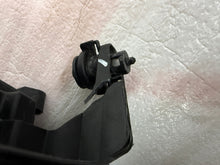 Load image into Gallery viewer, Frontscheinwerfer VW T-Roc 2GA941035P LED Links Scheinwerfer Headlight