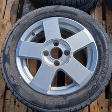 Laden Sie das Bild in den Galerie-Viewer, 4x Alufelge 15 Zoll 6.0" 4x108 52 5ET Silber Ford Fiesta I Rim Wheel FEL8828153407ho