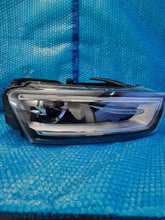 Laden Sie das Bild in den Galerie-Viewer, Frontscheinwerfer Audi Q3 8U0941006 Rechts Scheinwerfer Headlight