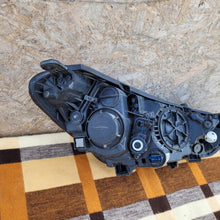Laden Sie das Bild in den Galerie-Viewer, Frontscheinwerfer Hyundai Tucson Links Scheinwerfer Headlight SCH6412706364gp