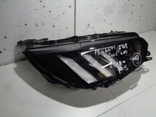 Laden Sie das Bild in den Galerie-Viewer, Frontscheinwerfer Peugeot II 208 9823193480 Full LED Rechts Headlight SCH8861021576oc