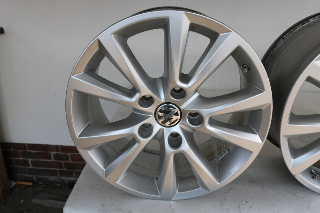 1x Alufelge 18 Zoll 8.0" 5x130 7P6601025C VW Touareg Rim Wheel