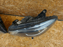 Laden Sie das Bild in den Galerie-Viewer, Frontscheinwerfer Mercedes-Benz Cla 1178201061 1178200961 Ein Satz Headlight SCH9536989467hf