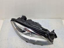Load image into Gallery viewer, Frontscheinwerfer Mercedes-Benz W166 A1668202059 LED Rechts Headlight
