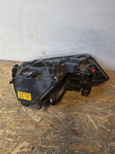 Laden Sie das Bild in den Galerie-Viewer, Frontscheinwerfer Audi Q3 8U0941004 Xenon Rechts Scheinwerfer Headlight