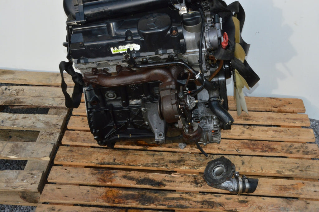 Motor Mercedes-Benz Sprinter 6110701687 2.2 CDI 177TKm Diesel Engine Komplett