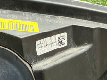 Laden Sie das Bild in den Galerie-Viewer, Frontscheinwerfer Ford Fiesta I L1BB-13E015-AE Links Scheinwerfer Headlight SCH2593861358kw