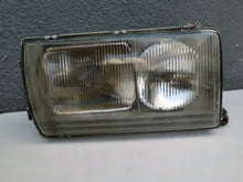 Laden Sie das Bild in den Galerie-Viewer, Frontscheinwerfer Mercedes-Benz W123 Rechts Scheinwerfer Headlight