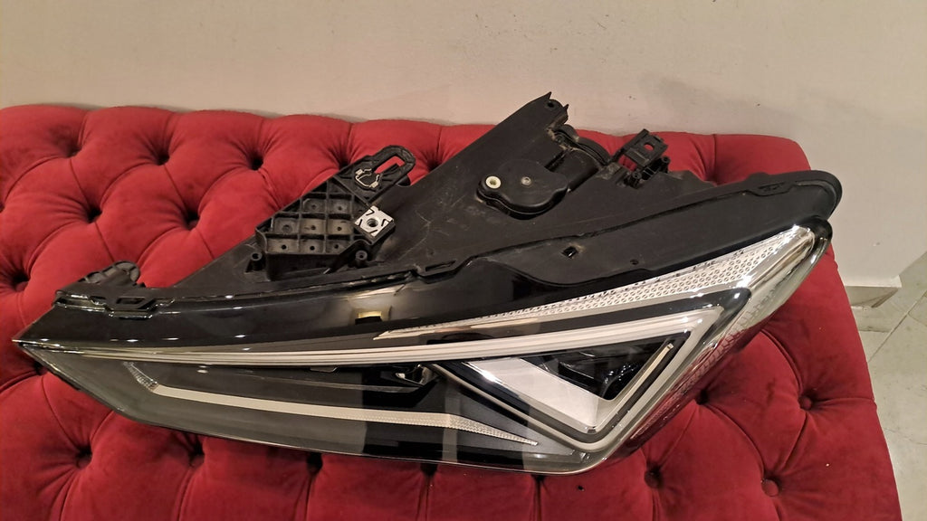 Frontscheinwerfer Seat Tarraco 5FB941007 LED Links Scheinwerfer Headlight