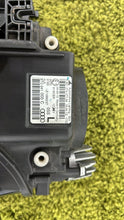 Load image into Gallery viewer, Frontscheinwerfer Audi A5 8T0941005C Xenon Links Scheinwerfer Headlight