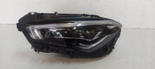 Laden Sie das Bild in den Galerie-Viewer, Frontscheinwerfer Mercedes-Benz Cla A1189063100 FULL LED Links Headlight