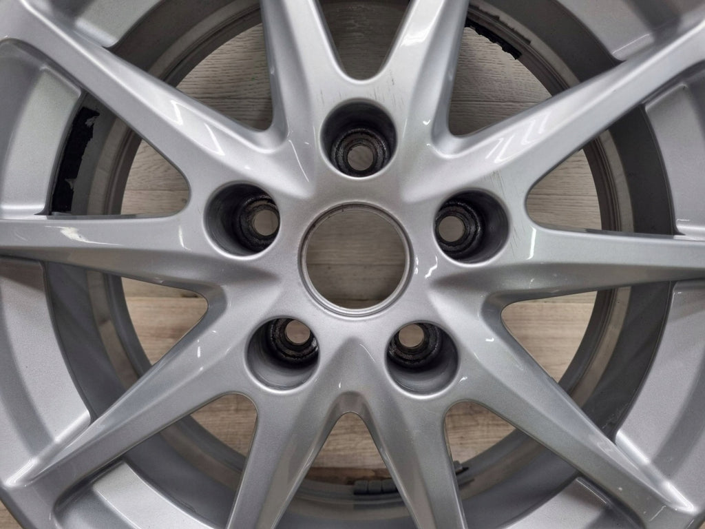 1x Alufelge 16 Zoll 6.5" 5x114.3 40ET Glanz Silber KE409-3Z110 Nissan Juke F15 FEL4906800768hd