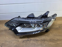 Laden Sie das Bild in den Galerie-Viewer, Frontscheinwerfer Mitsubishi Outlander ECM921-21C10 Links Scheinwerfer Headlight SCH6163718746ms