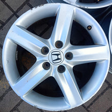 Load image into Gallery viewer, 1x Alufelge 17 Zoll 7.0" 5x114.3 55ET SMR770A Honda Civic I Crv Accord Viii FEL8186040122vu