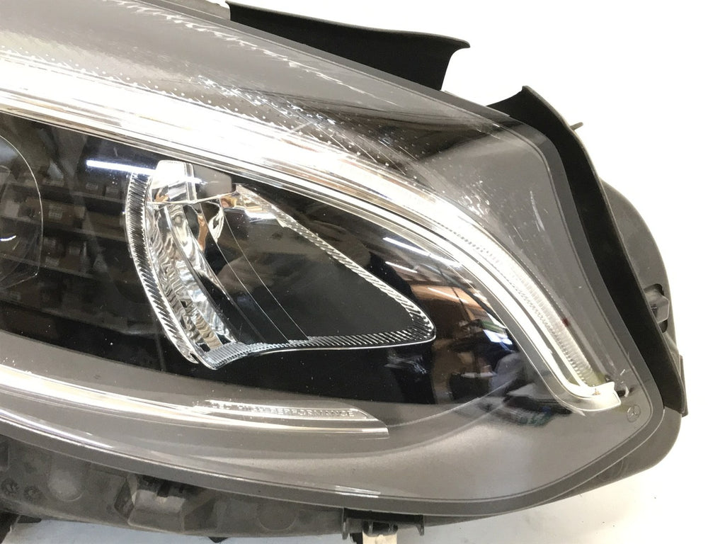 Frontscheinwerfer Mercedes-Benz W246 A2469065401 LED Ein Stück (Rechts oder Links)