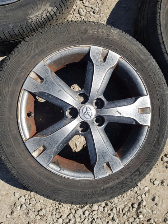 1x Alufelge 16 Zoll 7.0" 5x114.3 39ET Toyota Urban Cruiser Rim Wheel FEL9295274435ys