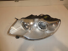 Load image into Gallery viewer, Frontscheinwerfer VW Touareg 7L6941031 Links Scheinwerfer Headlight