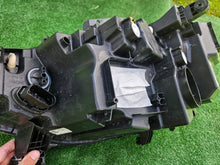 Load image into Gallery viewer, Frontscheinwerfer VW Id.4 11B941006B LED Rechts Scheinwerfer Headlight SCH3321813000oy