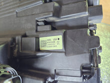 Load image into Gallery viewer, Frontscheinwerfer Hyundai Staria 92101CG200 Full LED Links Headlight SCH1916388110dn