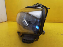 Laden Sie das Bild in den Galerie-Viewer, Frontscheinwerfer Mercedes-Benz Cla A1749064102 LED Rechts oder Links SCH8825973422ds