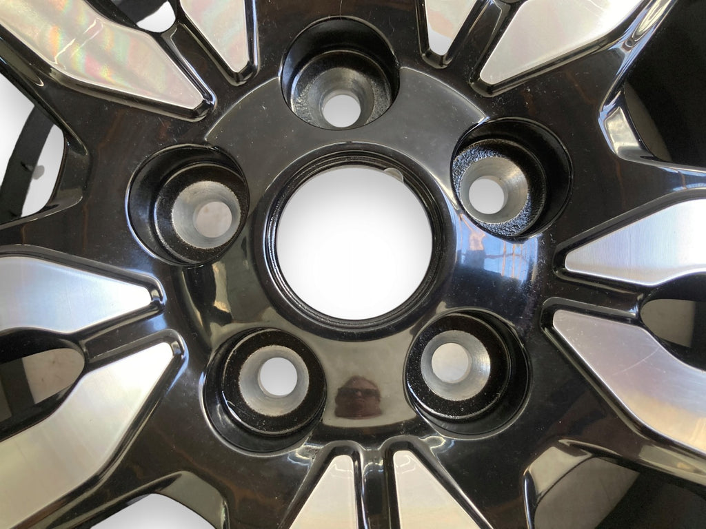 1x Alufelge 17 Zoll 6.0" 5x114.3 50ET Glanz Silber 403001116R Opel Vivaro FEL8917245329gq