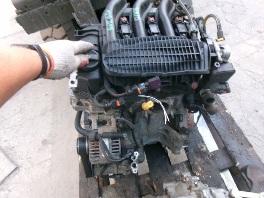 Motor Peugeot 2008 I HM01 10B215 1.2 2015 Benzin Engine Komplett