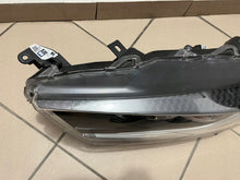 Laden Sie das Bild in den Galerie-Viewer, Frontscheinwerfer Toyota 4 Yaris Full LED Links Scheinwerfer Headlight SCH8669385600du