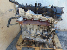 Laden Sie das Bild in den Galerie-Viewer, Motor Toyota Model 2AD 2.2 2012 Diesel Engine Unkomplett MOT1550626966dd