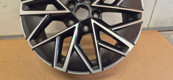 1x Alufelge 17 Zoll 7.5" 5x112 46ET Glanz Graphit 5E3601025C Mg Octavia I FEL9875607018hp