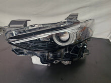 Laden Sie das Bild in den Galerie-Viewer, Frontscheinwerfer Mazda 3 Bp Links Scheinwerfer Headlight SCH2237510923fa