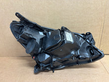 Laden Sie das Bild in den Galerie-Viewer, Frontscheinwerfer Opel Astra 1ZS008710-23 Xenon Links Scheinwerfer Headlight SCH9548566846fs