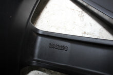 Laden Sie das Bild in den Galerie-Viewer, 1x Alufelge 19 Zoll 8.0" 5x108 42 5ET 31362276 Volvo Rim Wheel FEL3631957133au