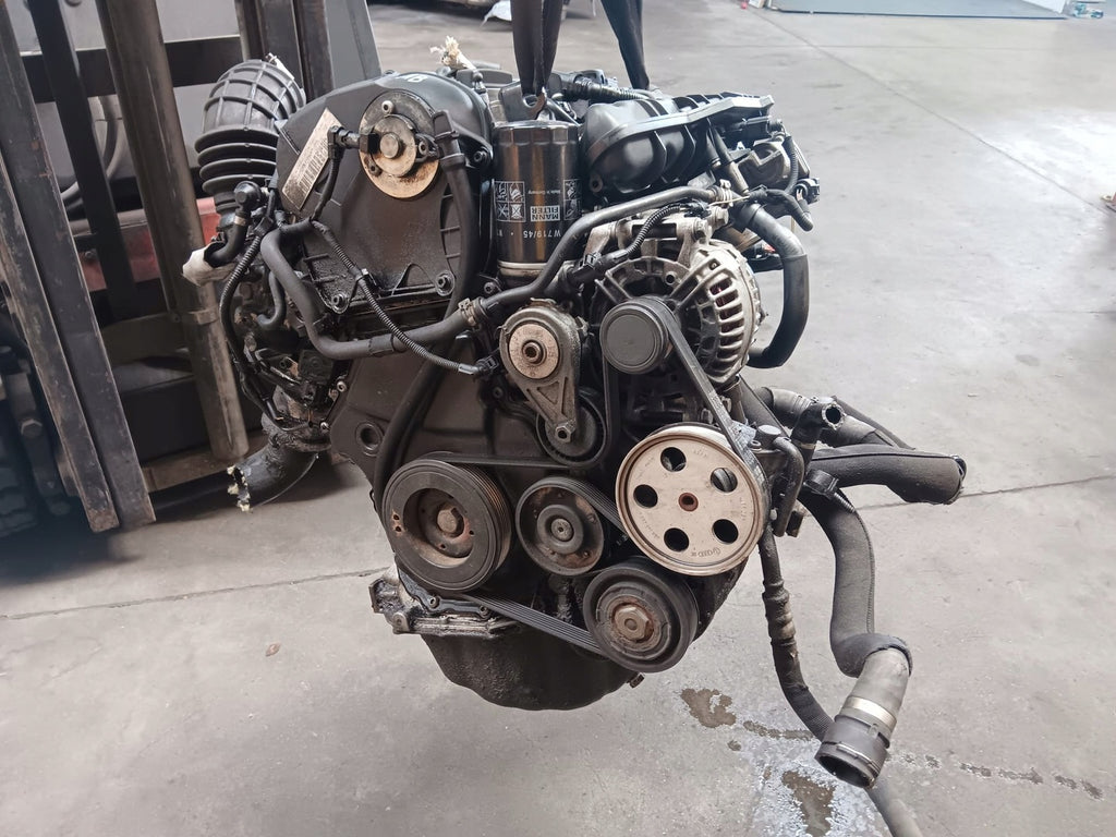 Motor Audi A4 B8 CDHB CABA 1.8 TFSI Benzin Engine Komplett