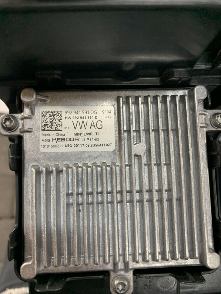Frontscheinwerfer VW Passat Rechts Scheinwerfer Headlight SCH3583376830yn