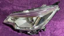 Laden Sie das Bild in den Galerie-Viewer, Frontscheinwerfer Mitsubishi Space Star Links Scheinwerfer Headlight SCH2920670554hz